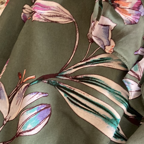 RACHEL Rachel Roy Odele Ruffle Dress very feminine.  Beautiful flowing fabric. - Picture 5 of 7